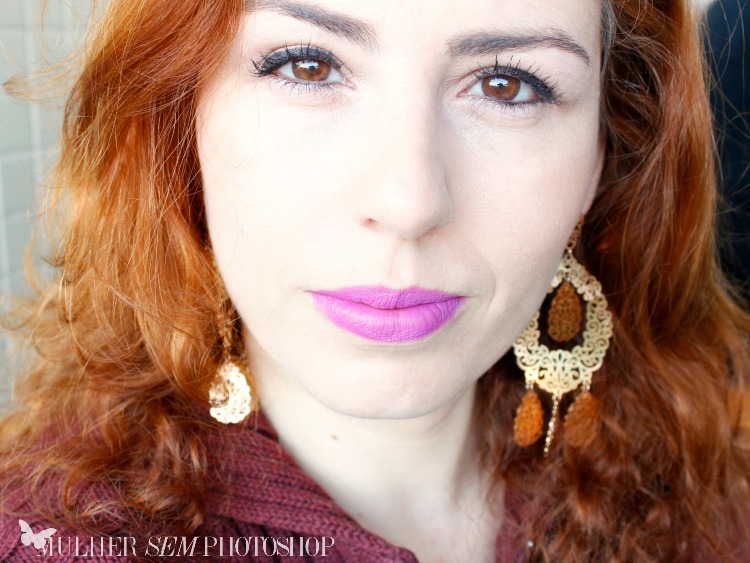 Lírio - Essenze di Pozzi - Evelyn Regly - pele branca cabelo ruivo Lírio - Essenze di Pozzi - Evelyn Regly - pele branca cabelo ruivo
