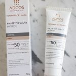 Protetor Solar Mousse Mineral Adcos FPS50 resenha cor Ivory